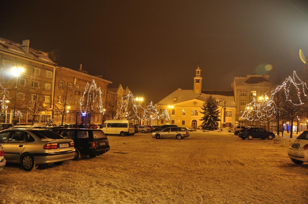 Hotel Na Hradbach Louny Exterior photo