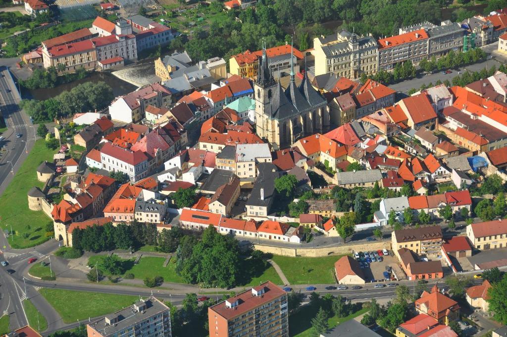 Hotel Na Hradbach Louny Exterior photo