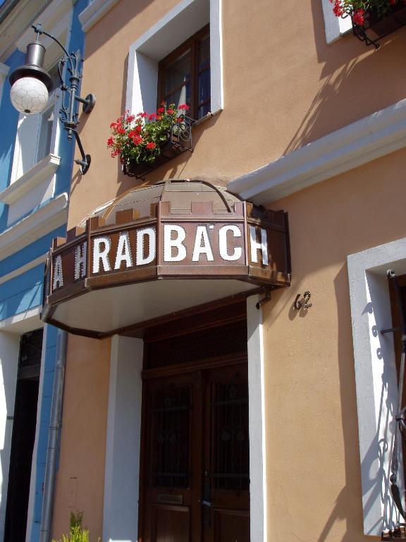 Hotel Na Hradbach Louny Exterior photo