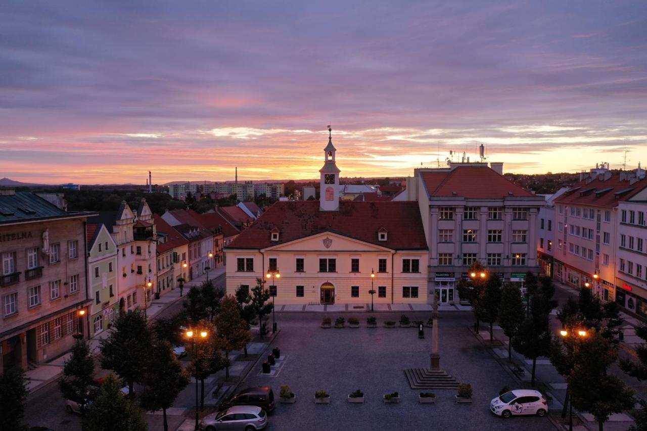 Hotel Na Hradbach Louny Exterior photo